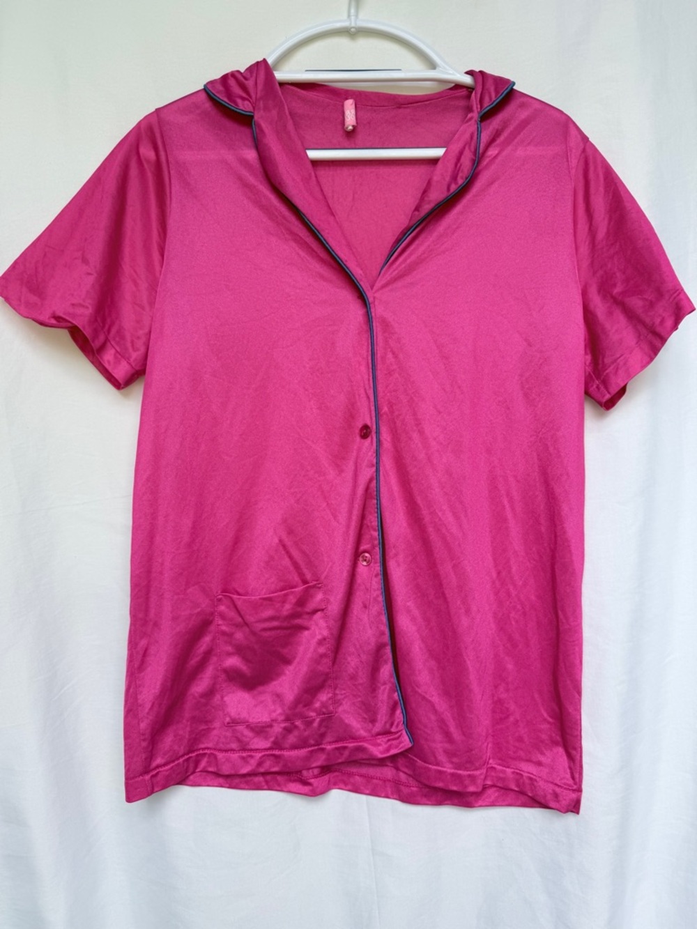 VINTAGE Carriage Court pink satin pajama top